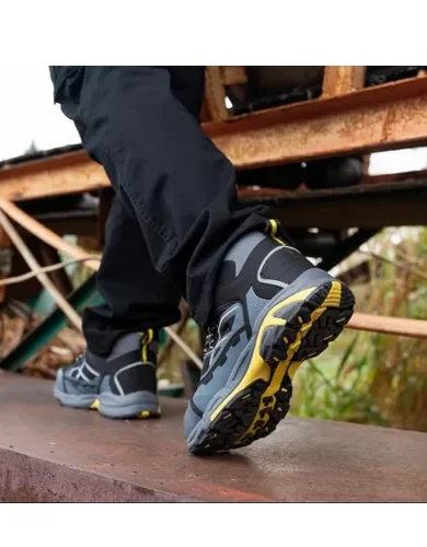 LARNMERN Steel Toe Work Boots Men,Non Slip Safety Shoes,Comfortable Industrial and Constructio Hiking Sneakers